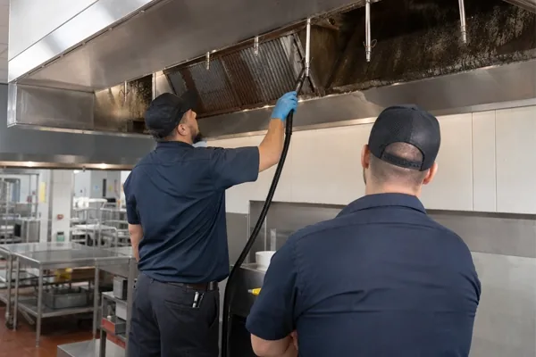 How Do Hospitals Get Kitchen Exhaust Hoods Cleaned Without Stopping Food Service?